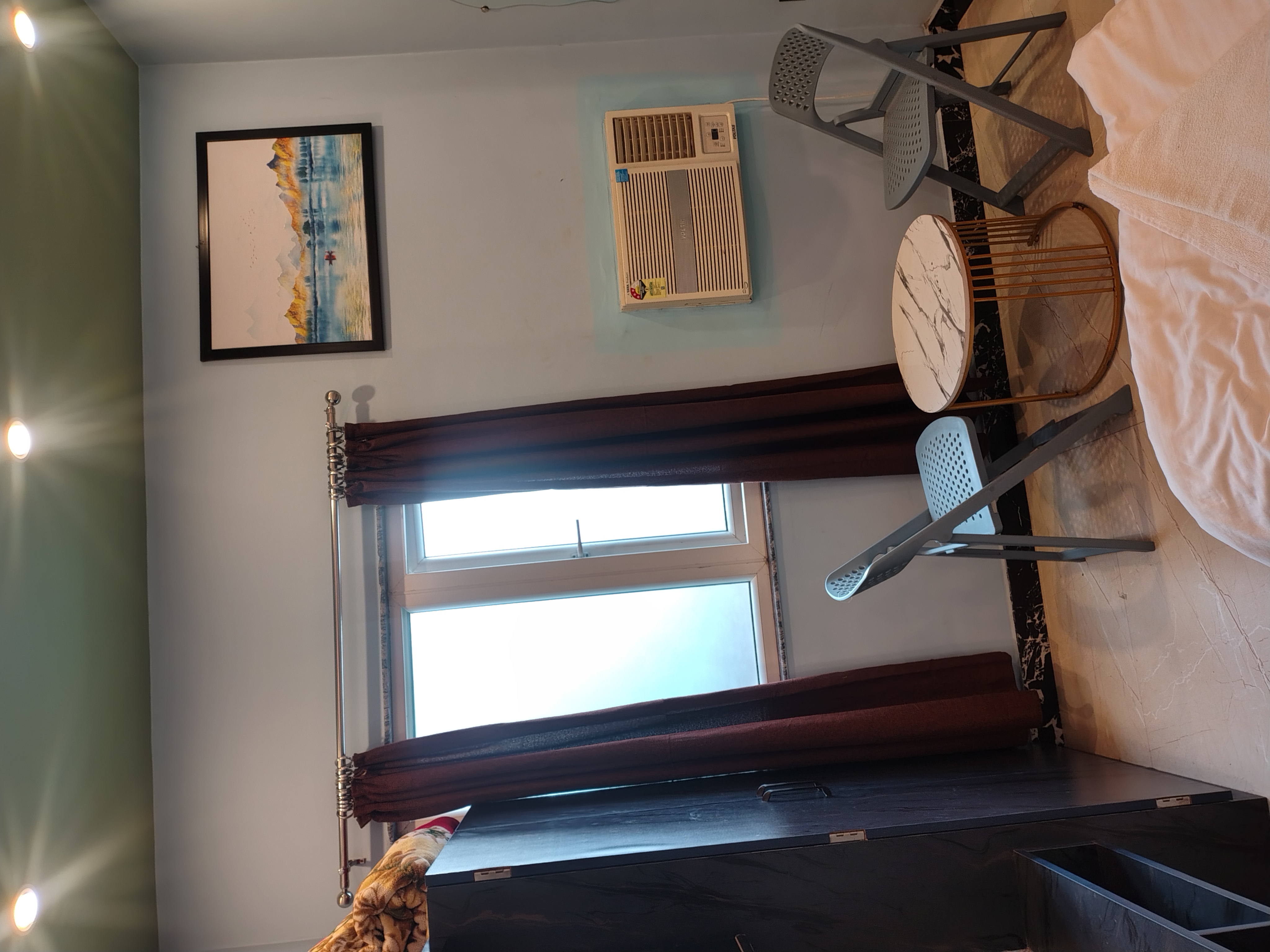 Modern Ensuite Bathroom